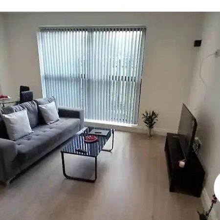 Lovely 2-Bedrooms With Free Parking Canvey Island Exterior foto